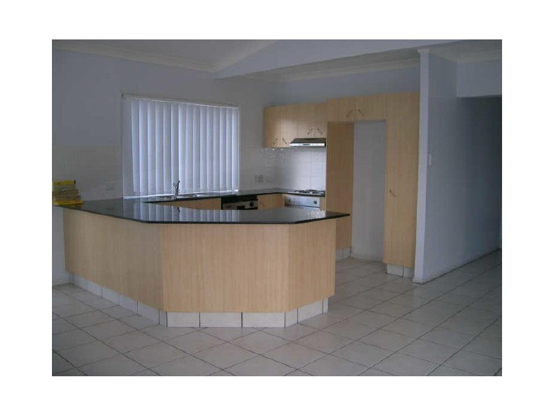 8 Linda Way, Upper Coomera QLD 4209