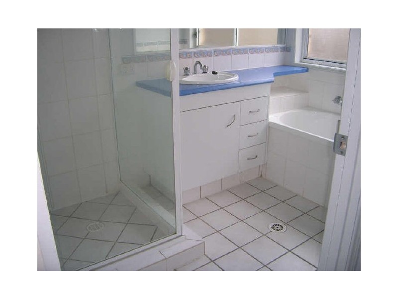 8 Linda Way, Upper Coomera QLD 4209