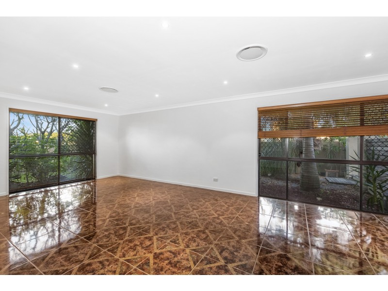 52 Regatta Avenue, Oxenford QLD 4210