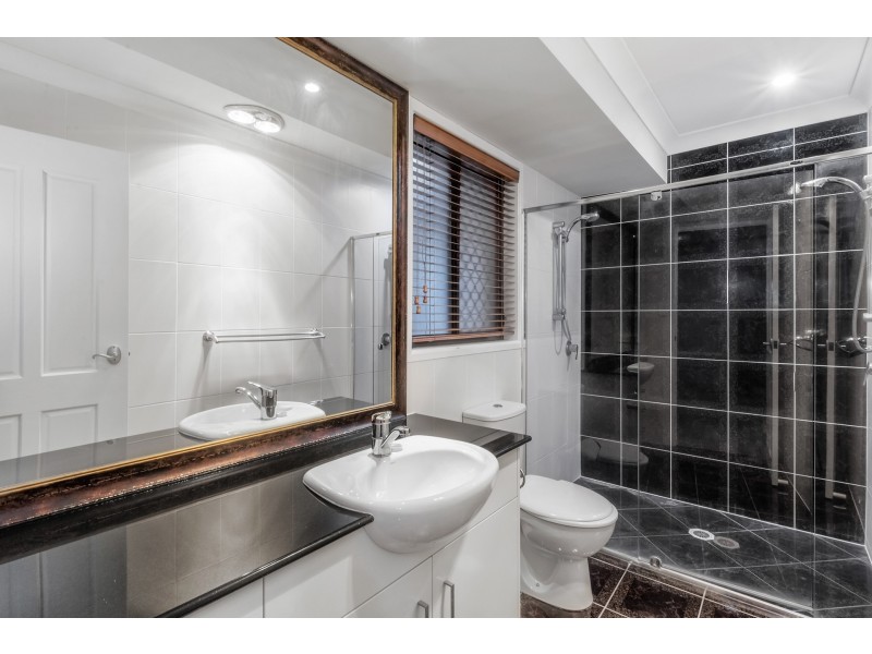 52 Regatta Avenue, Oxenford QLD 4210