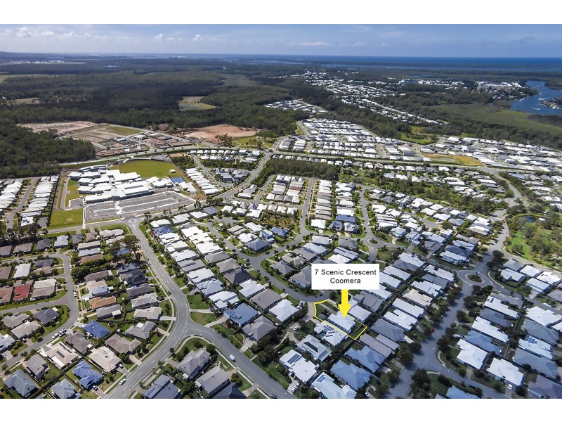 7 Scenic Crescent, Coomera QLD 4209