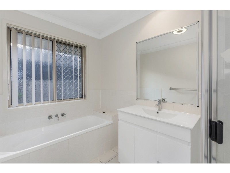 5 Kingair Road, Upper Coomera QLD 4209