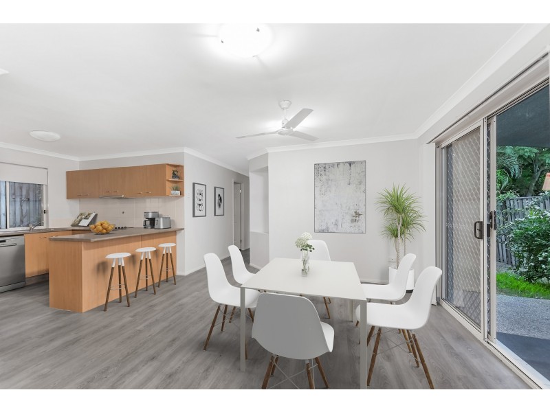 22 Madasin Close, Arundel QLD 4214