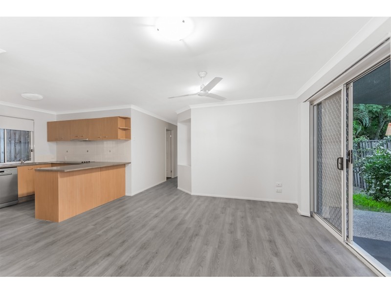 22 Madasin Close, Arundel QLD 4214