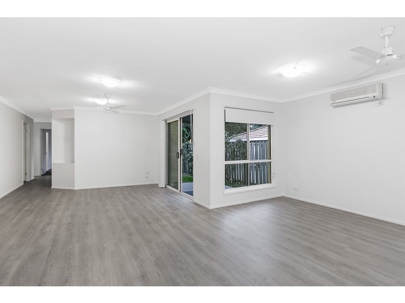 22 Madasin Close, Arundel QLD 4214