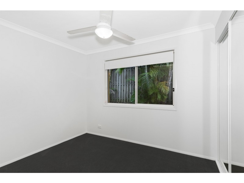 22 Madasin Close, Arundel QLD 4214