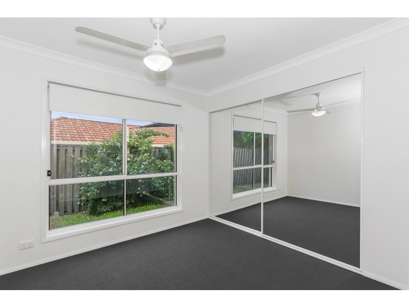 22 Madasin Close, Arundel QLD 4214