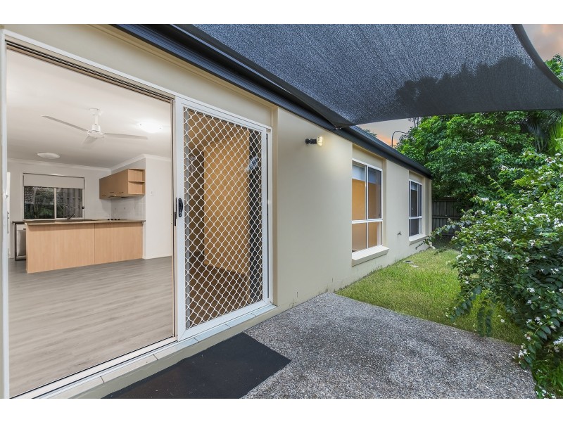 22 Madasin Close, Arundel QLD 4214