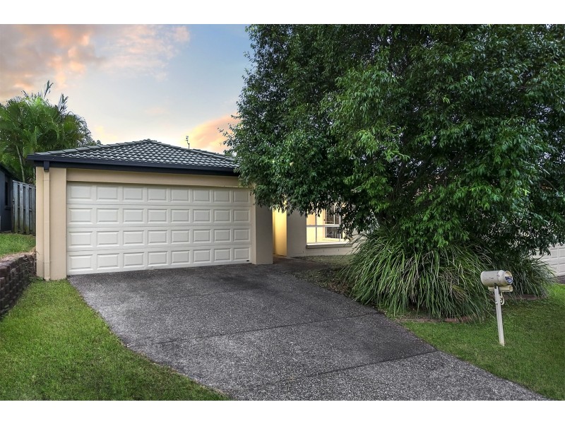 22 Madasin Close, Arundel QLD 4214