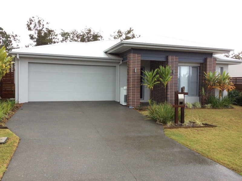 12 Hoop Pine Circuit, Coomera QLD 4209