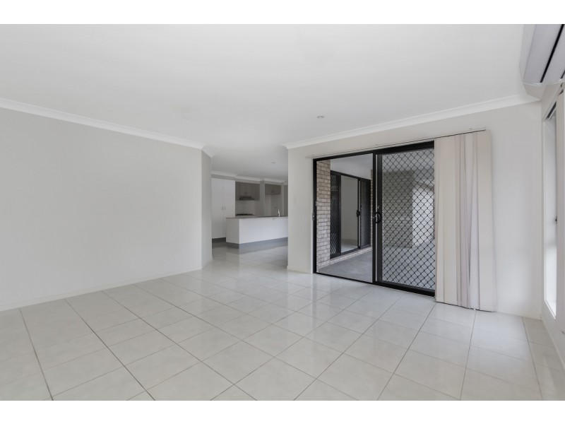 11 Cessna Street, Upper Coomera QLD 4209