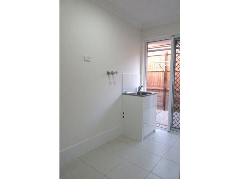 14 Milbrook Crescent, Pimpama QLD 4209