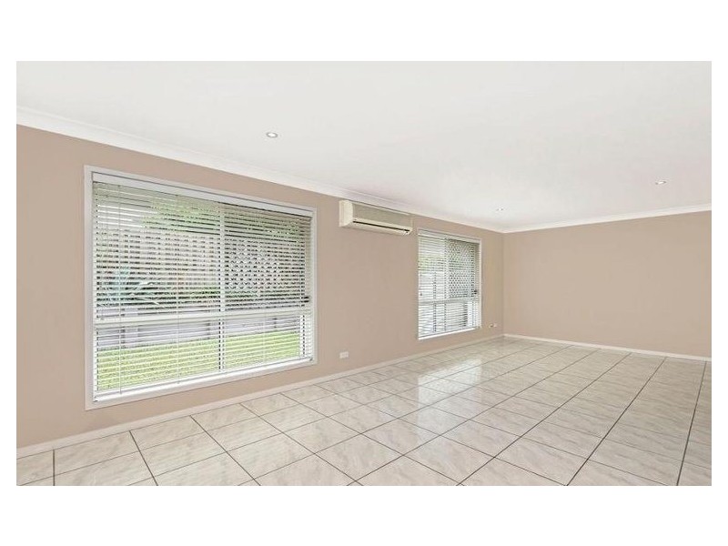 1/6 Lysterfield Rise, Upper Coomera QLD 4209