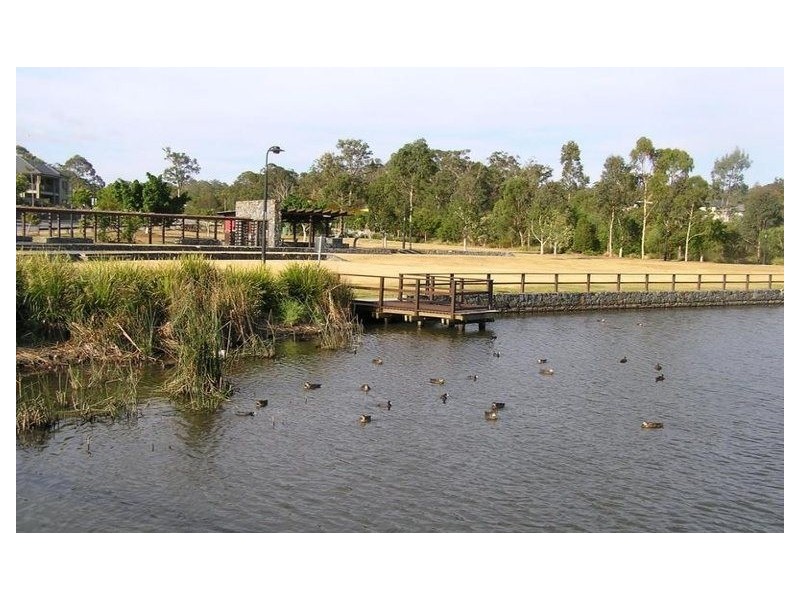 1/6 Lysterfield Rise, Upper Coomera QLD 4209