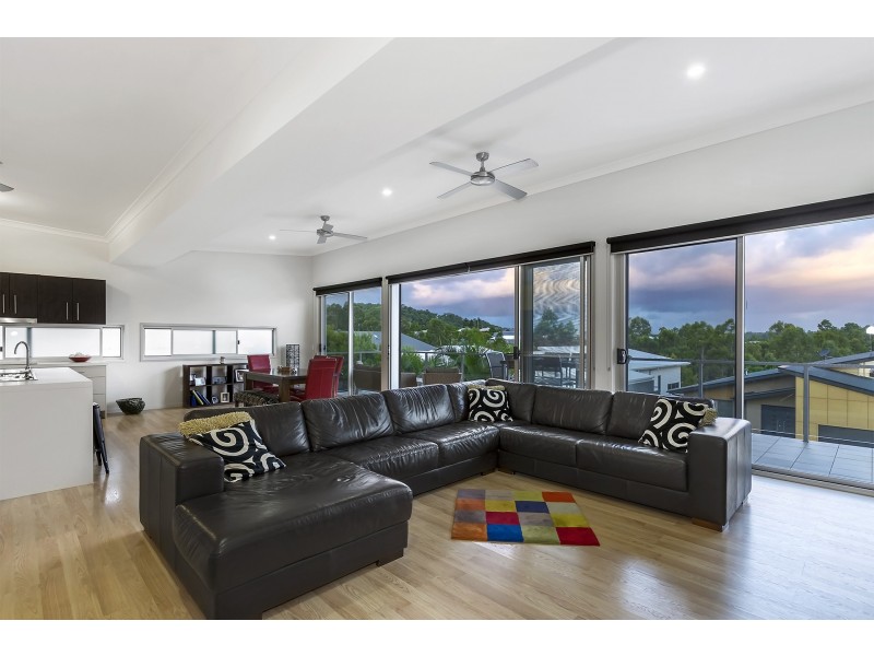 33 Garawarra Crescent, Upper Coomera QLD 4209