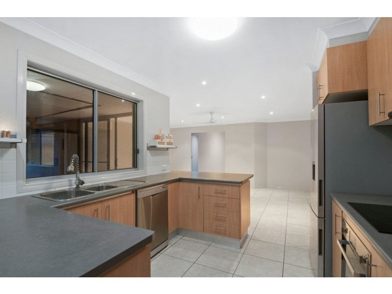 16 Treeline Circuit, Upper Coomera QLD 4209