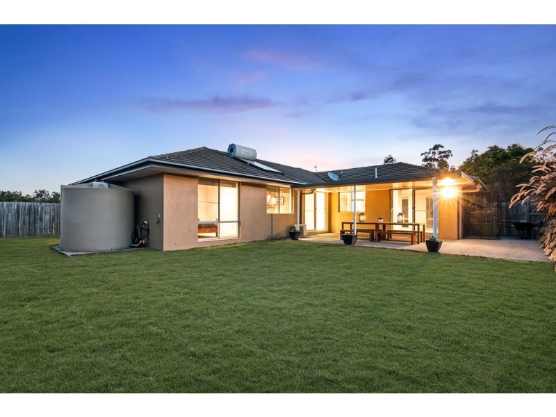 16 Treeline Circuit, Upper Coomera QLD 4209