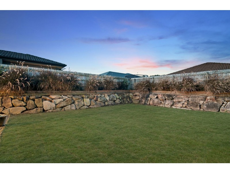 16 Treeline Circuit, Upper Coomera QLD 4209