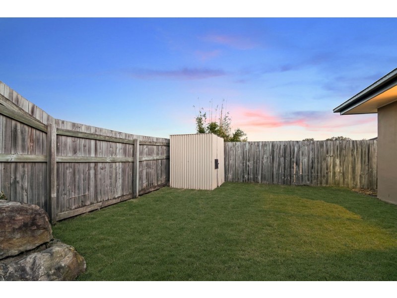 16 Treeline Circuit, Upper Coomera QLD 4209