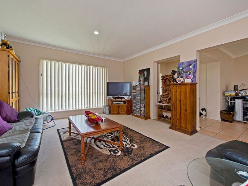 11 Linda Way, Upper Coomera QLD 4209