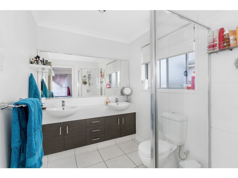 4 Antonio Place, Coomera QLD 4209