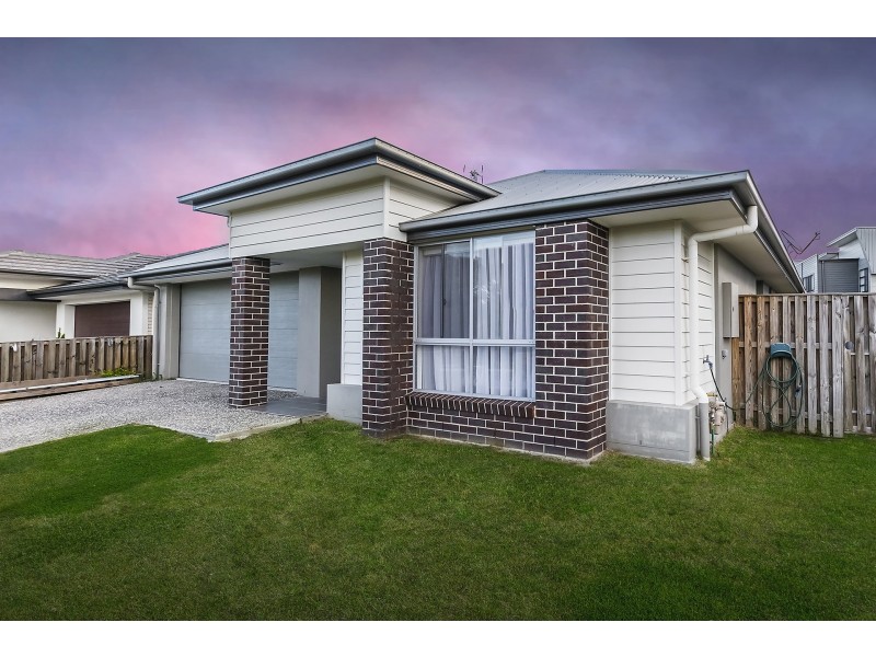 4 Antonio Place, Coomera QLD 4209