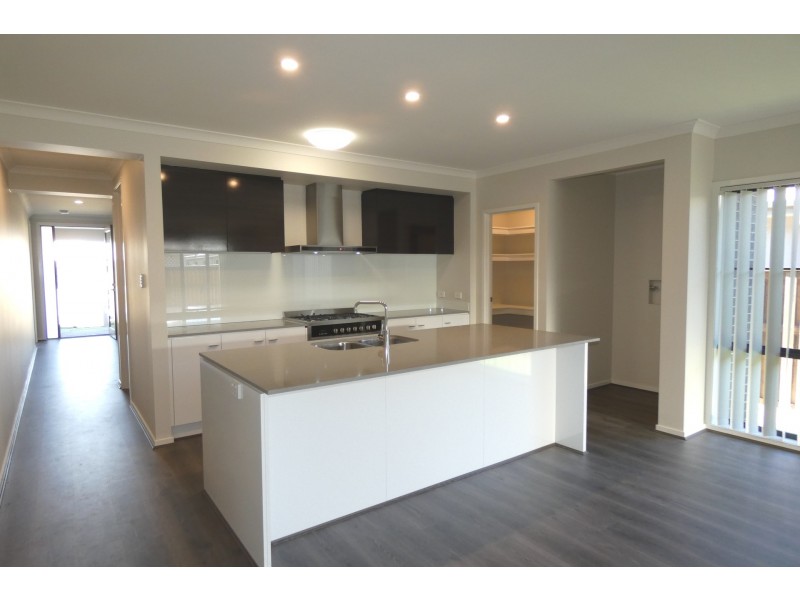 22 Yatala Street, Pimpama QLD 4209