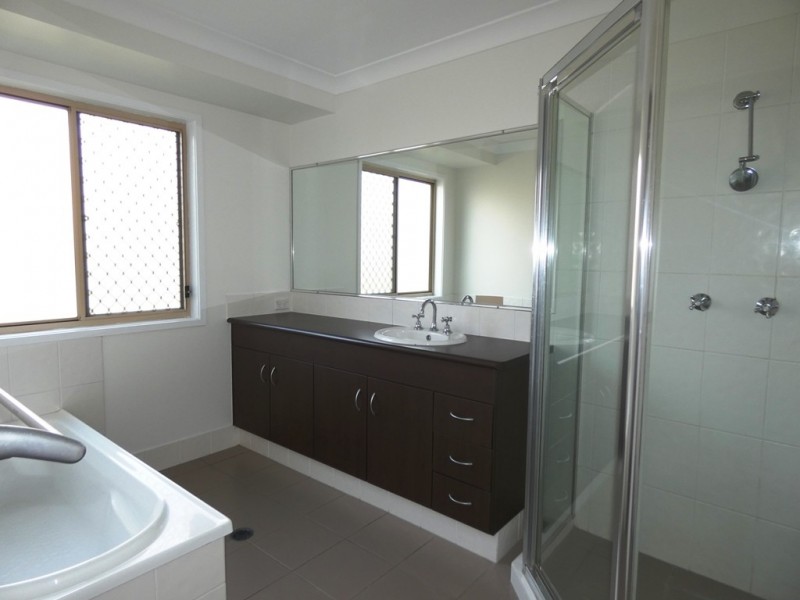 20 Kingsford Drive, Upper Coomera QLD 4209