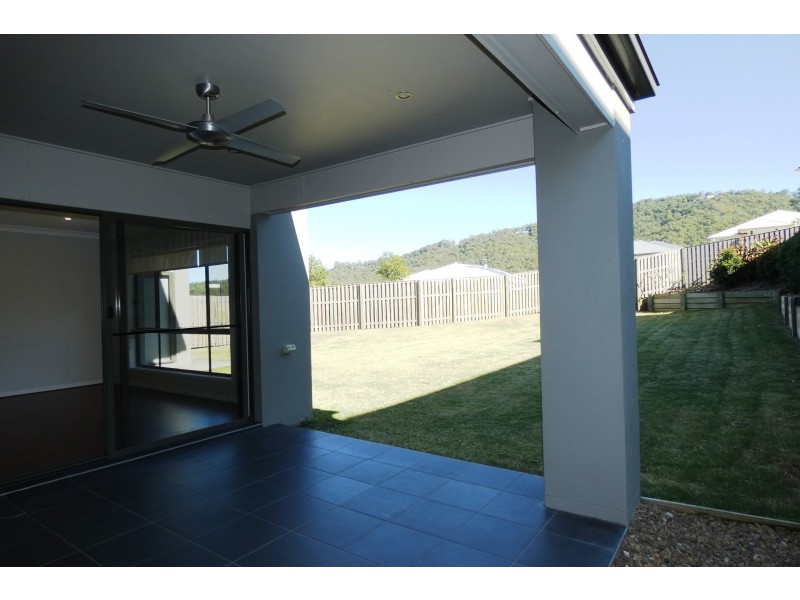 2 Wingham Lane, Upper Coomera QLD 4209