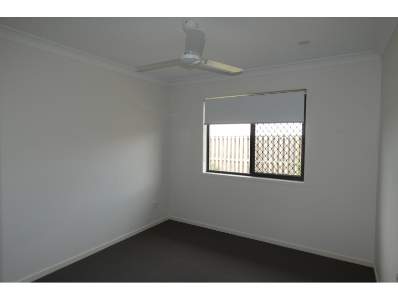 12 Ferngrove Street, Pimpama QLD 4209