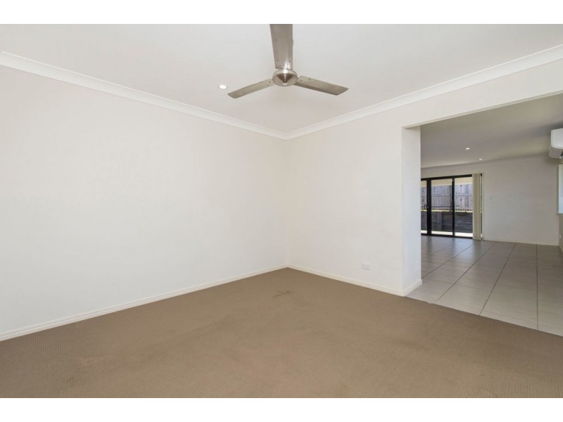 60 Damian Leeding Way, Upper Coomera QLD 4209