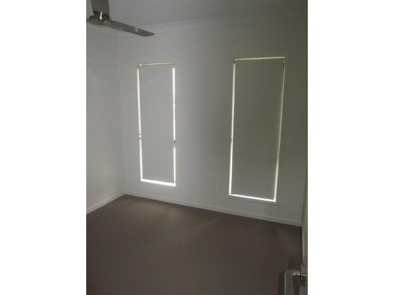 16 Gannet Place, Upper Coomera QLD 4209