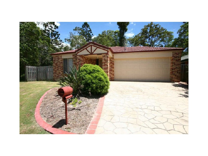8 Hanoverian Way, Upper Coomera QLD 4209