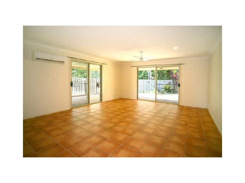 8 Hanoverian Way, Upper Coomera QLD 4209