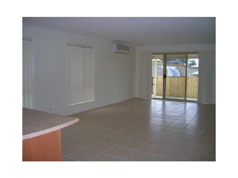 11 Marsh Street, Upper Coomera QLD 4209