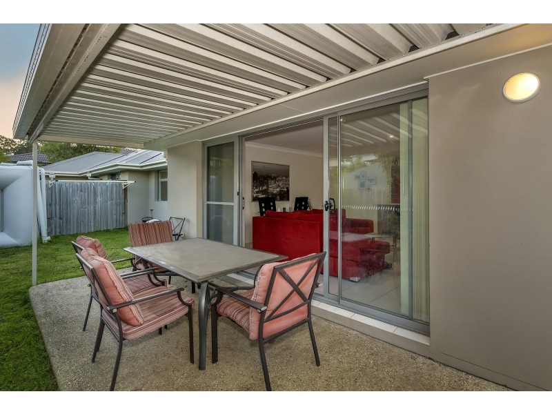 2/22 Filbert Street, Upper Coomera QLD 4209