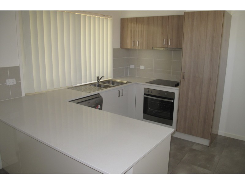 8 Banksia Terrace, Coomera QLD 4209