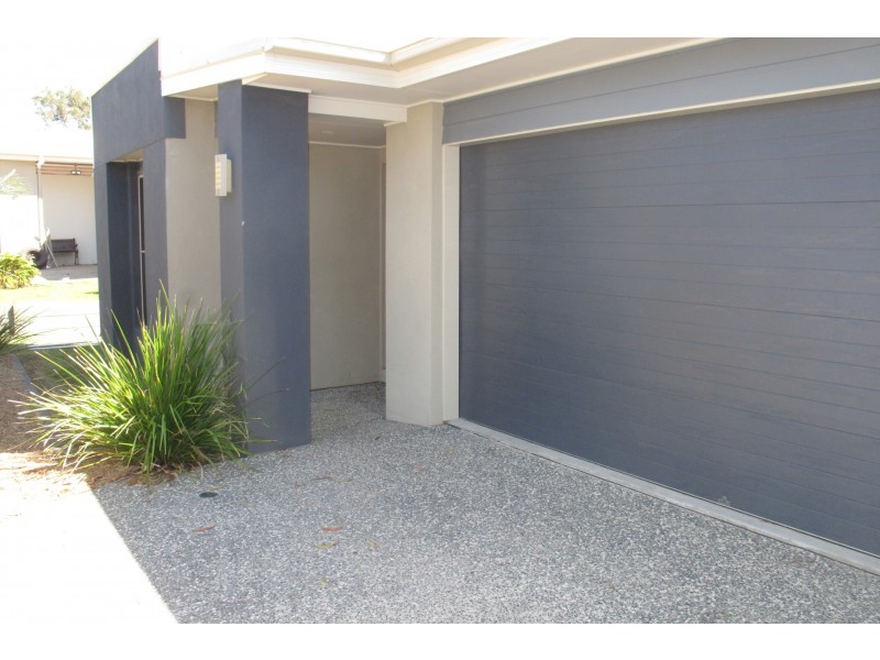 8 Banksia Terrace, Coomera QLD 4209