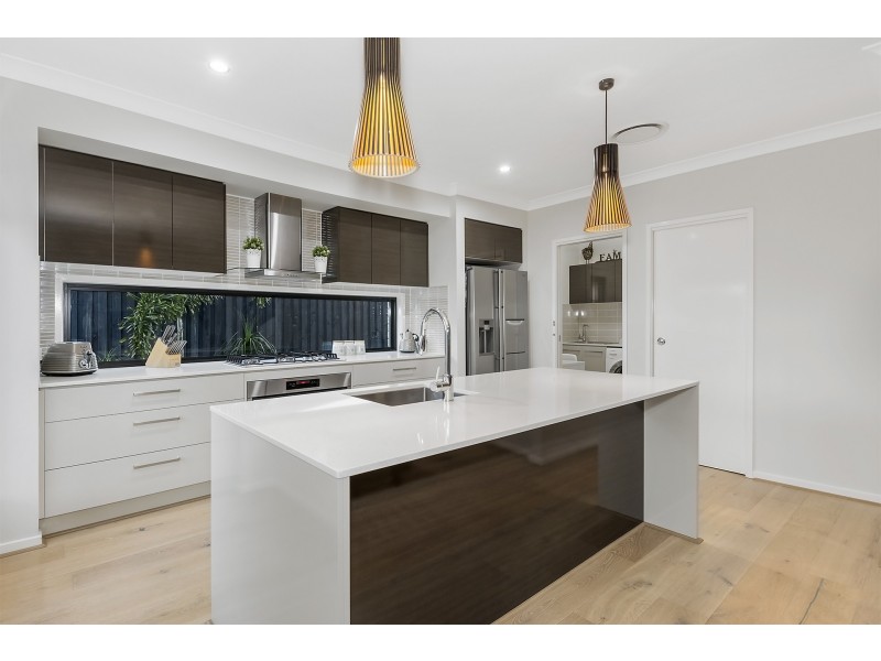 21 Alexa Rise, Upper Coomera QLD 4209
