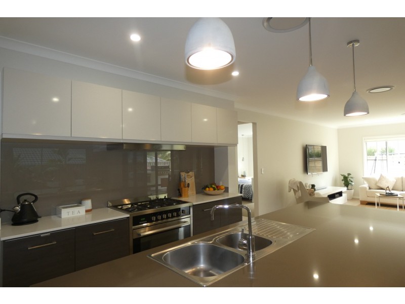 30 Velox Circuit, Upper Coomera QLD 4209