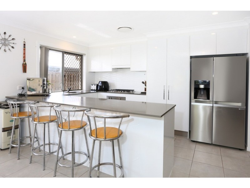 30 Dorretti Circuit, Upper Coomera QLD 4209