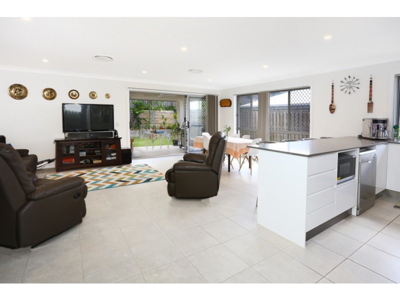 30 Dorretti Circuit, Upper Coomera QLD 4209