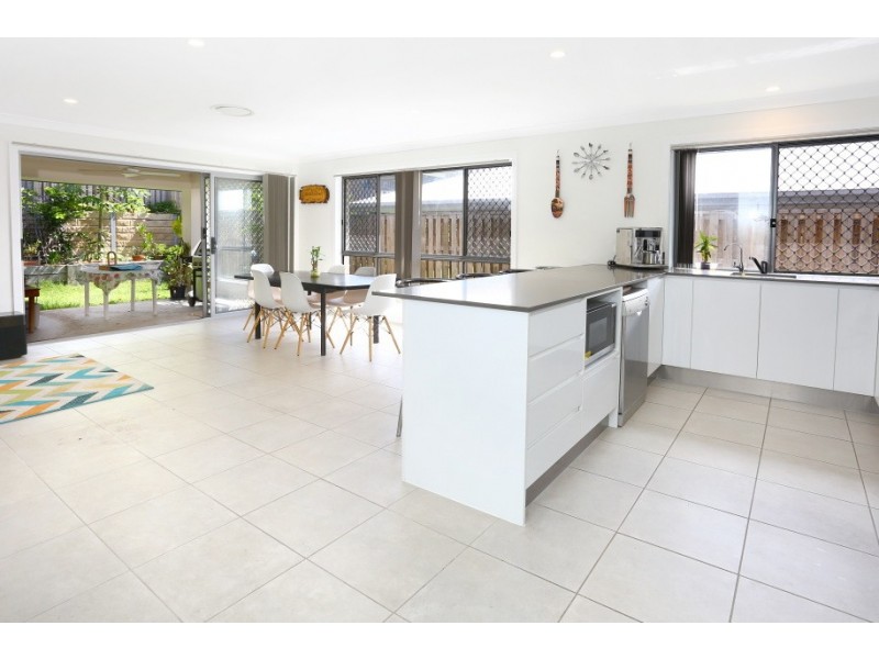 30 Dorretti Circuit, Upper Coomera QLD 4209