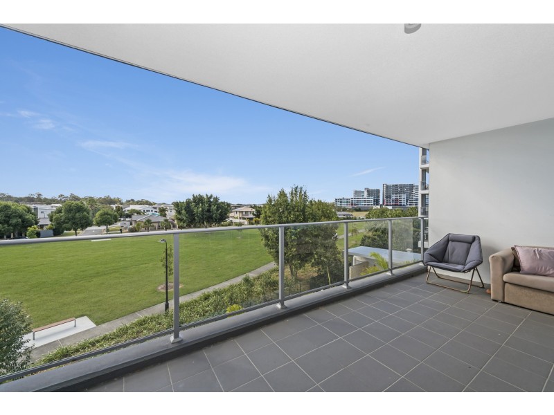 206/3 Compass Drive, Biggera Waters QLD 4216