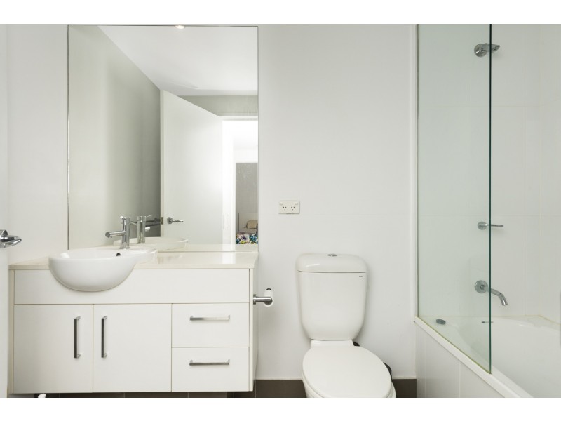 206/3 Compass Drive, Biggera Waters QLD 4216