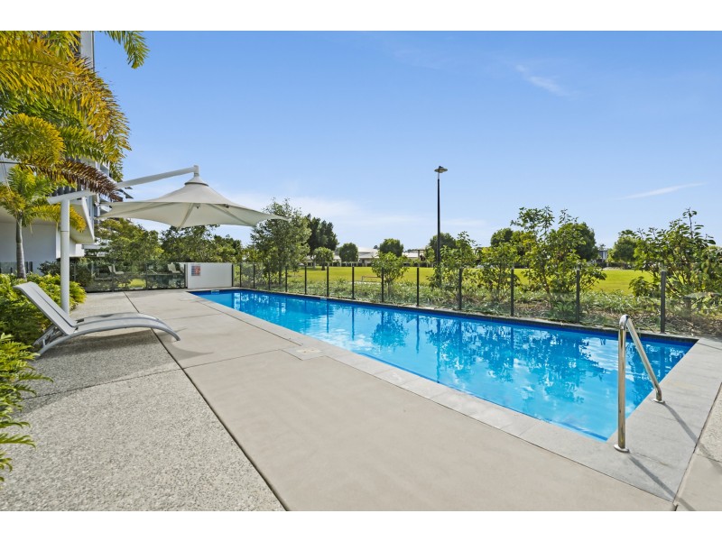 206/3 Compass Drive, Biggera Waters QLD 4216