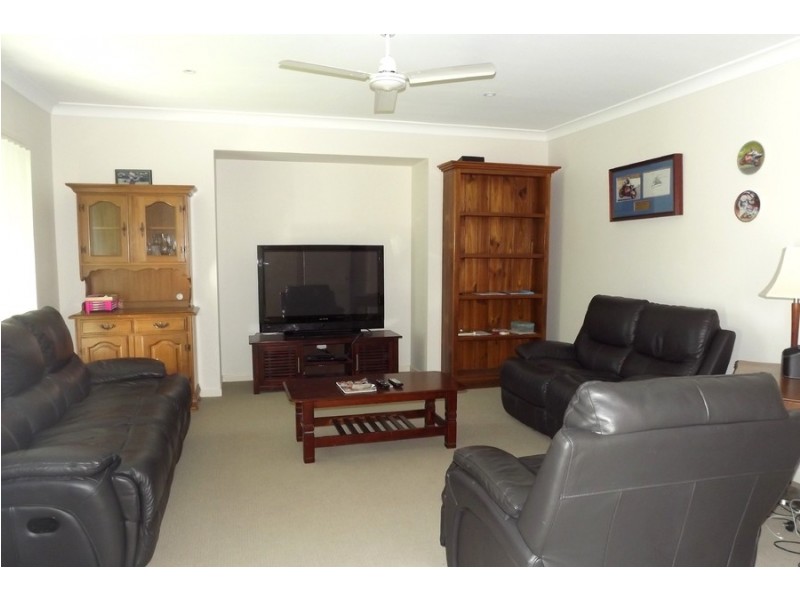 44 Boambillee Drive, Coomera Waters QLD 4209