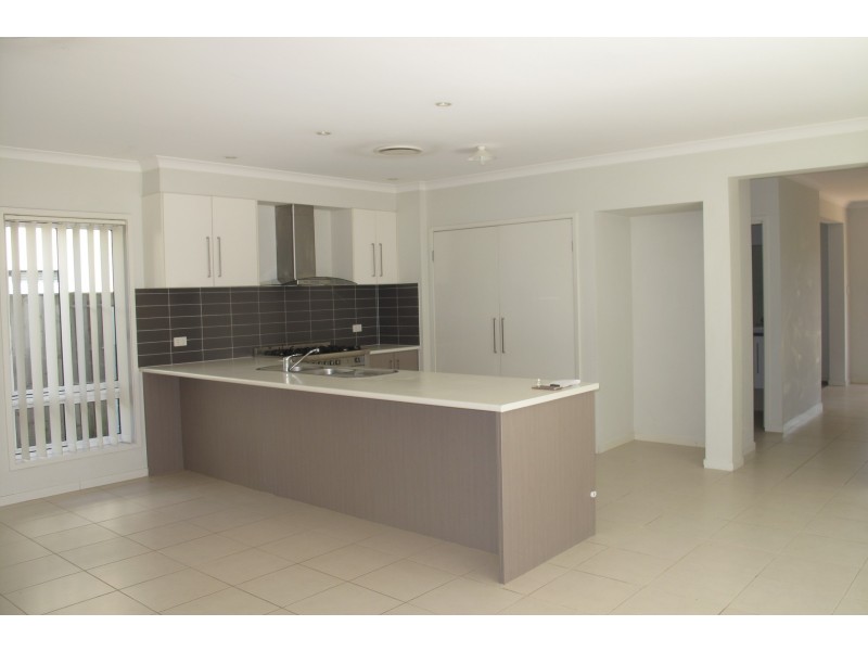 4 Bishopwood Court, Upper Coomera QLD 4209