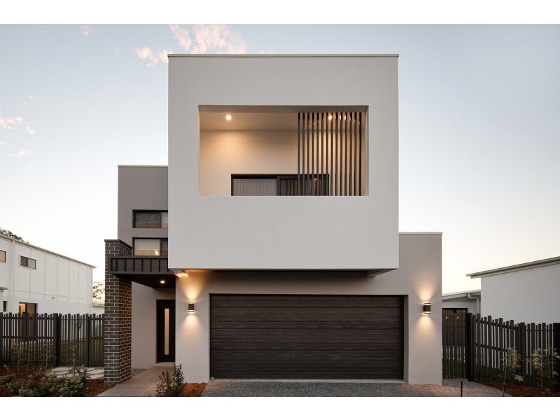 4 Azure Way, Coomera QLD 4209