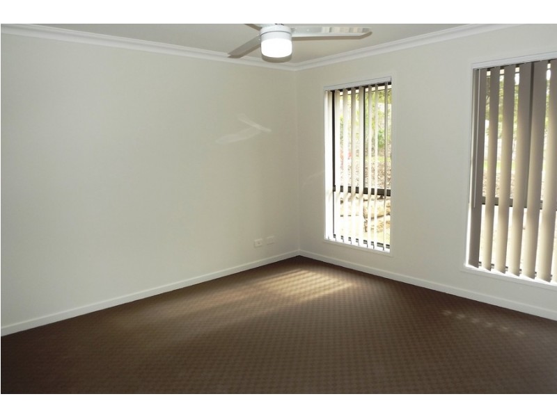 6 Sarah Lane, Upper Coomera QLD 4209